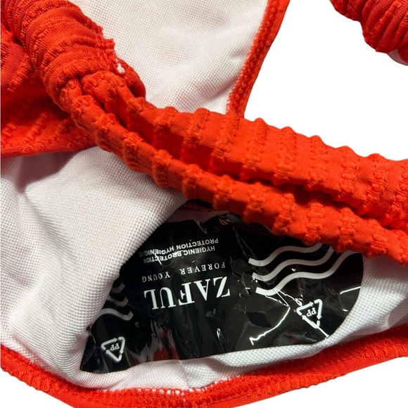 ZAFUL women’s red ribbed one shoulder bikini set size Medium NWT - Picture 4 of 7